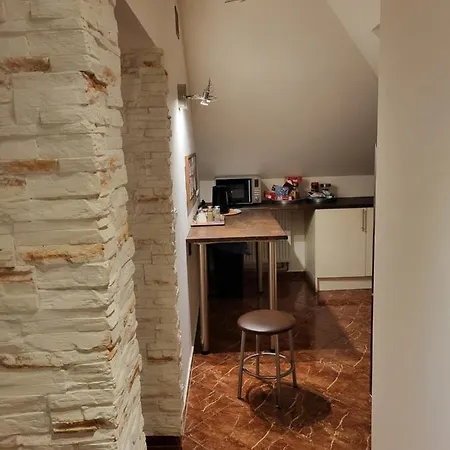 Radzymin Pd Faktura Apartamenty Na Przedmiesciach Z Prywatnym Parkingiem I Ogrodem Exterior foto